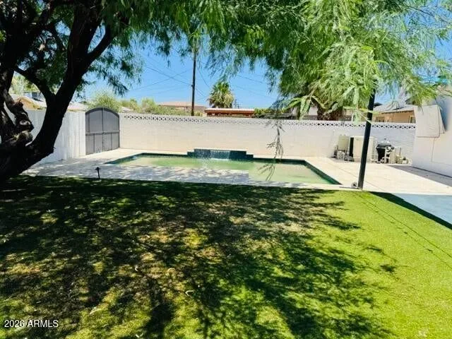 pool